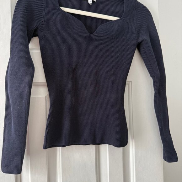 REISS Emira Ribbed Sweetheart Jumper - Picture 4 of 5